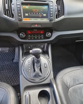Kia Sportage cena 45000 przebieg: 187000, rok produkcji 2011 z Oświęcim małe 781